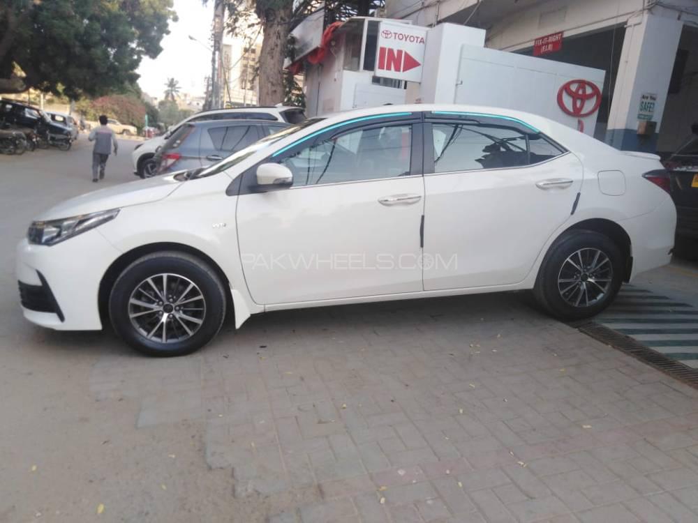 Toyota Corolla 2017 for Sale in Karachi Image-1