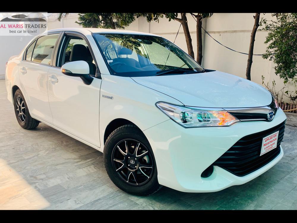 Toyota corolla axio 2016