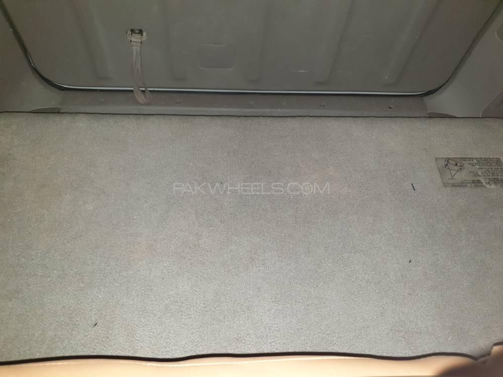 Toyota Surf 2006 for Sale in Karachi Toyota Surf 2006 for Sale in Karachi Image-14