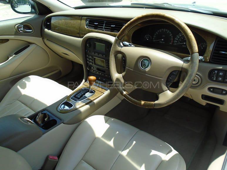 Jaguar S Type 2002 for Sale in Karachi Image-1