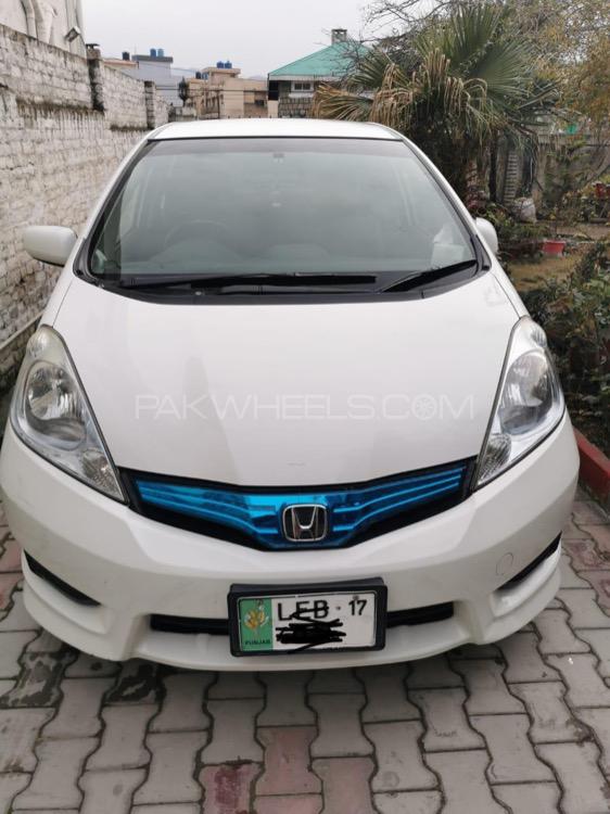 Honda Fit 2013 for Sale in Abbottabad Image-1