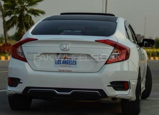 Honda Civic - 2017  Honda Civic - 2017  Image-5