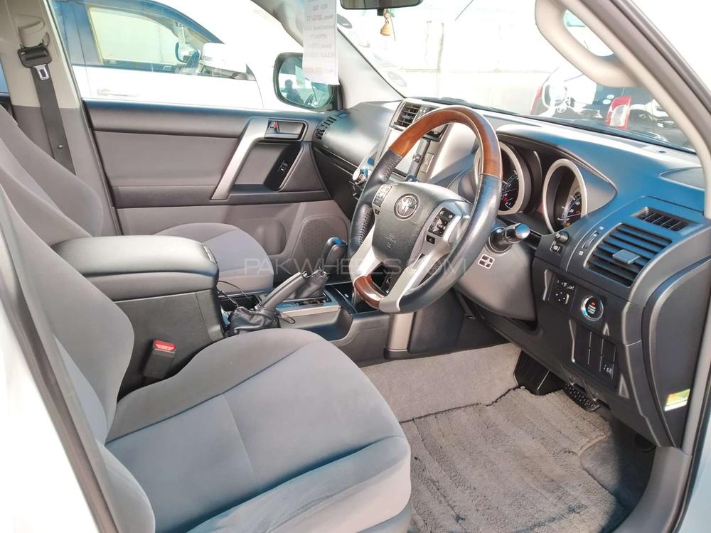 Toyota Prado 2012 for Sale in Lahore Toyota Prado 2012 for Sale in Lahore Image-5