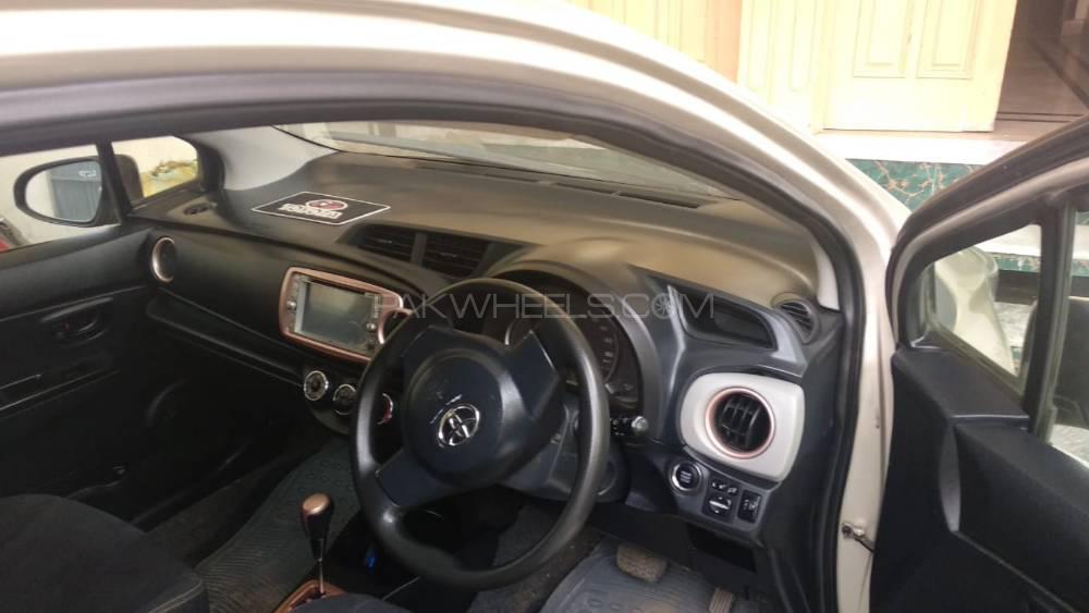 Toyota Vitz - 2012  Toyota Vitz - 2012  Image-4
