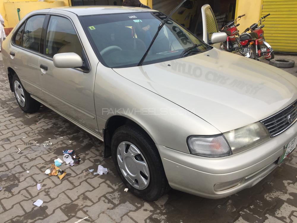 Nissan Sunny 1997 for Sale in Mian Wali Image-1