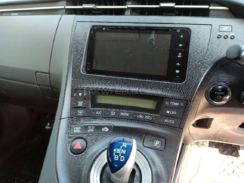Toyota Prius Alpha 2010 for Sale in Sargodha Toyota Prius Alpha 2010 for Sale in Sargodha Image-9