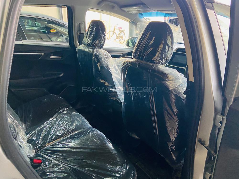 ہونڈا فٹ 2014 for Sale in ملتان ہونڈا فٹ 2014 for Sale in ملتان Image-8