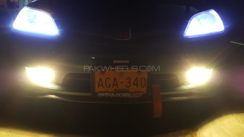 Honda Civic - 2005  Honda Civic - 2005  Image-3