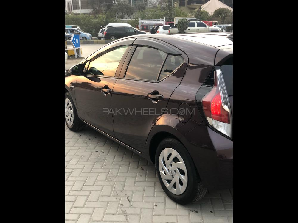 Toyota Aqua 2017 for Sale in Peshawar Toyota Aqua 2017 for Sale in Peshawar Image-5