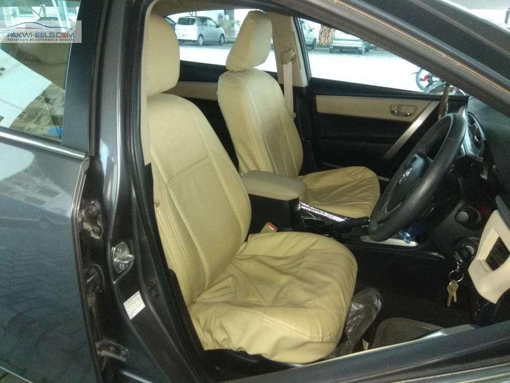 Toyota Corolla 2015 for Sale in Lahore Toyota Corolla 2015 for Sale in Lahore Image-9