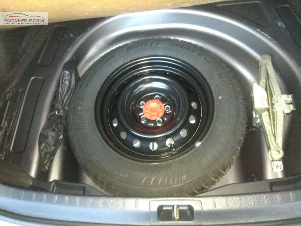 Toyota Corolla 2015 for Sale in Lahore Toyota Corolla 2015 for Sale in Lahore Image-17