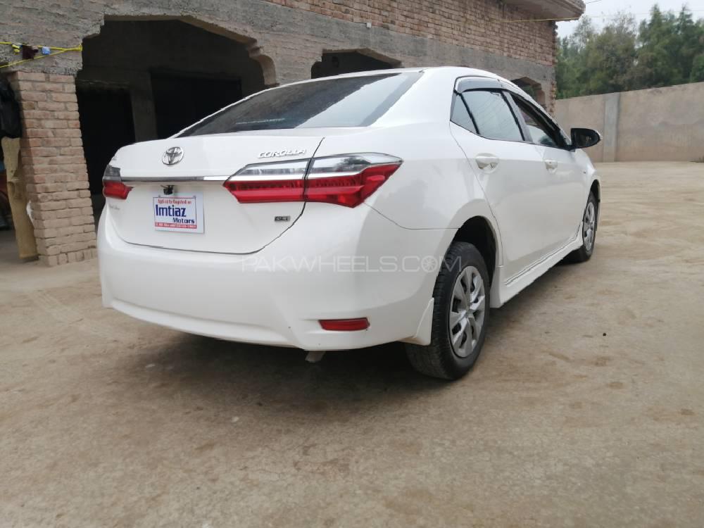 Toyota Corolla 2018 for Sale in Bannu Image-1