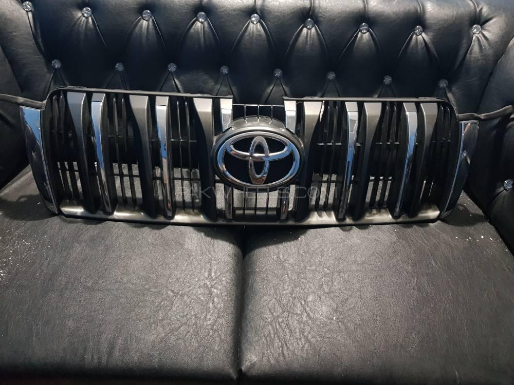 Prado's original head lights grill bumper Image-1