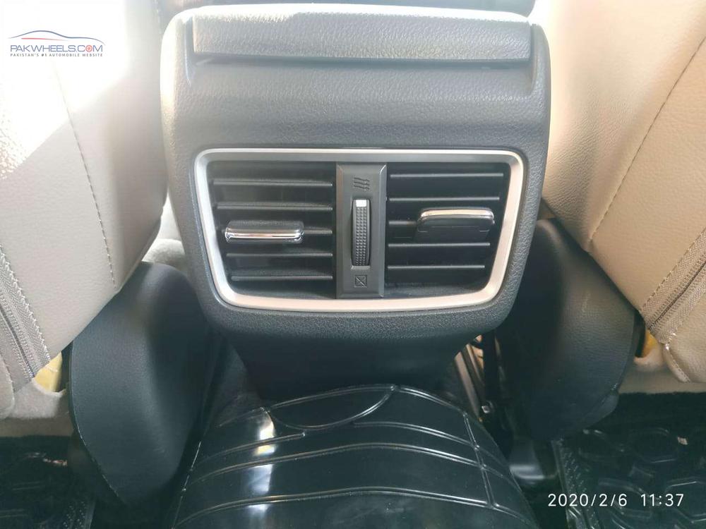Honda Civic 2018 for Sale in Lahore Honda Civic 2018 for Sale in Lahore Image-17