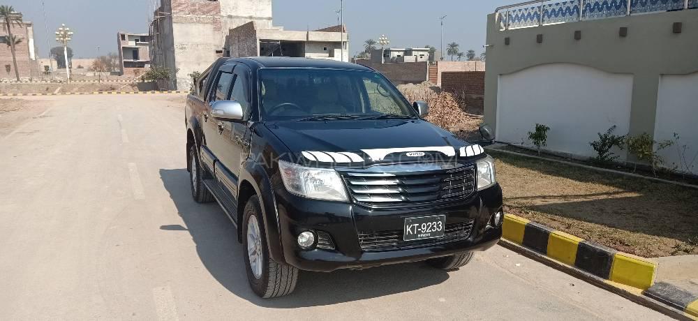 Toyota Hilux 2015 for Sale in D.G.Khan Image-1