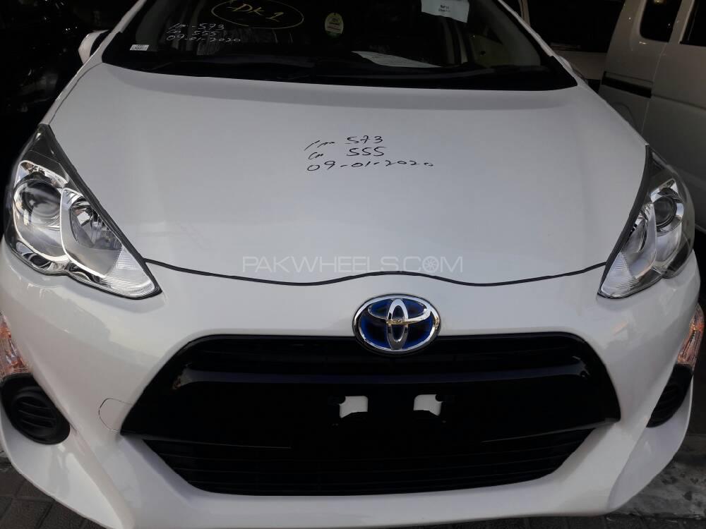 Toyota Aqua 2016 for Sale in Multan Image-1