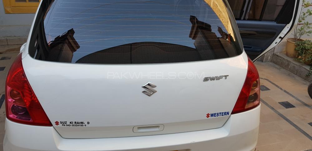 Suzuki Swift - 2014  Suzuki Swift - 2014  Image-17