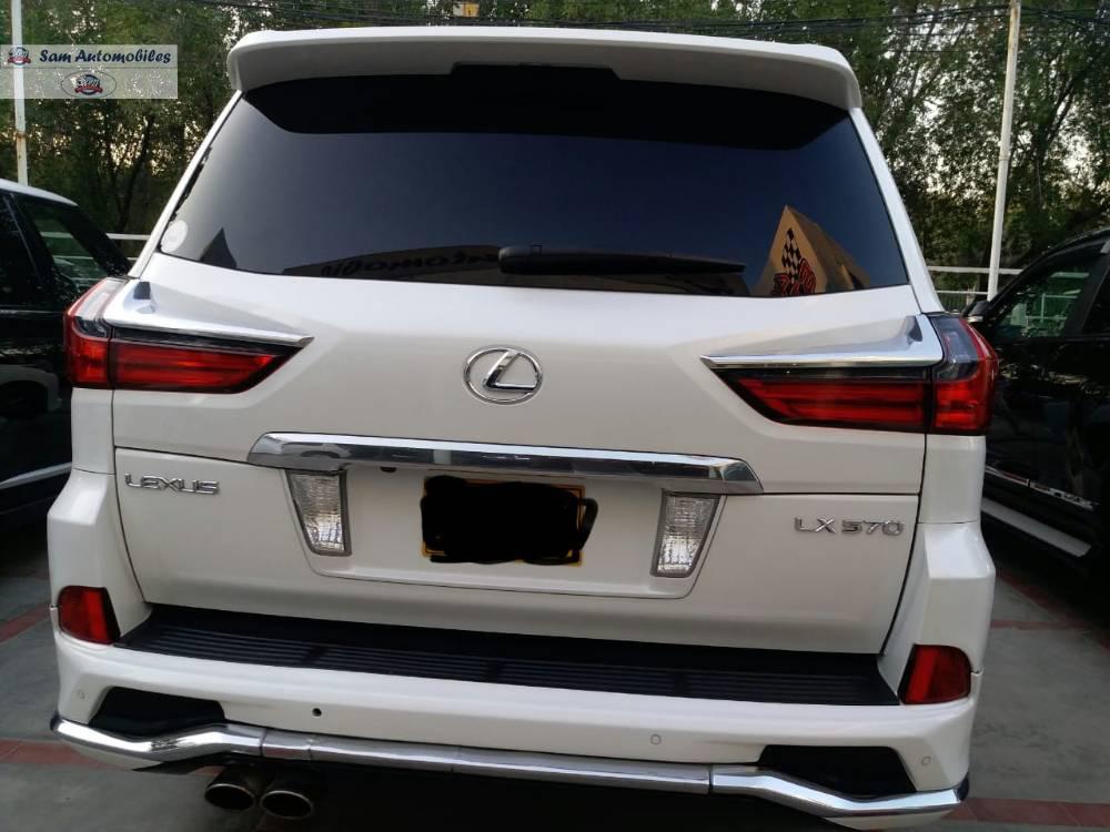 Lexus LX Series 2015 for Sale in Karachi Lexus LX Series 2015 for Sale in Karachi Image-2