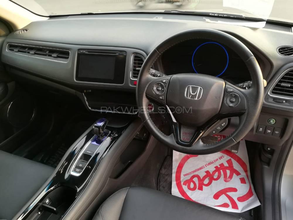 Honda Vezel 2014 for Sale in Lahore Honda Vezel 2014 for Sale in Lahore Image-7