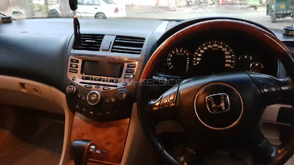 ہونڈا اکارڈ 2005 for Sale in لاہور ہونڈا اکارڈ 2005 for Sale in لاہور Image-5