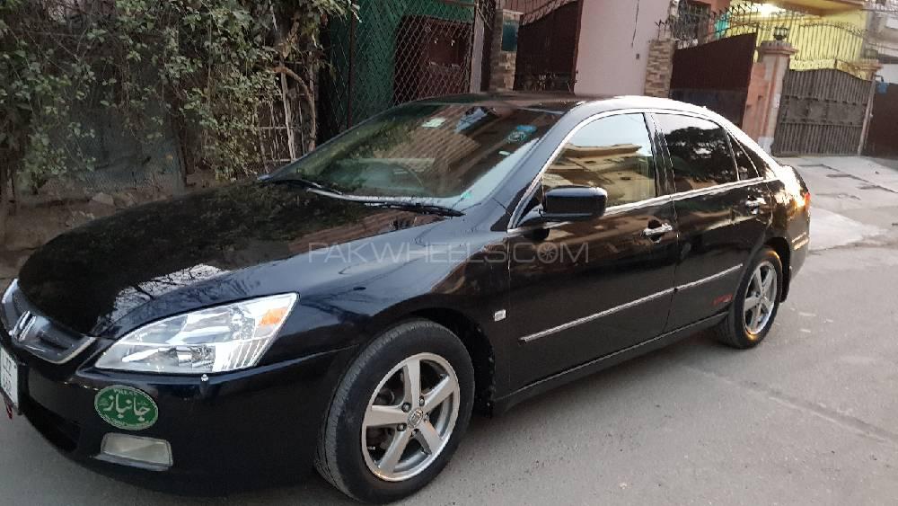 ہونڈا اکارڈ 2005 for Sale in لاہور ہونڈا اکارڈ 2005 for Sale in لاہور Image-3