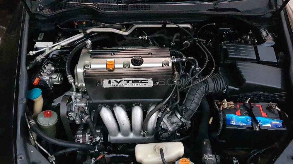 ہونڈا اکارڈ 2005 for Sale in لاہور ہونڈا اکارڈ 2005 for Sale in لاہور Image-8