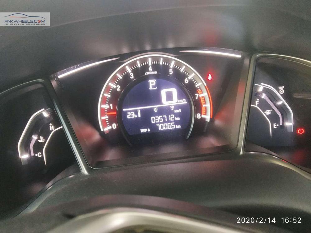 Honda Civic 2018 for Sale in Lahore Honda Civic 2018 for Sale in Lahore Image-13