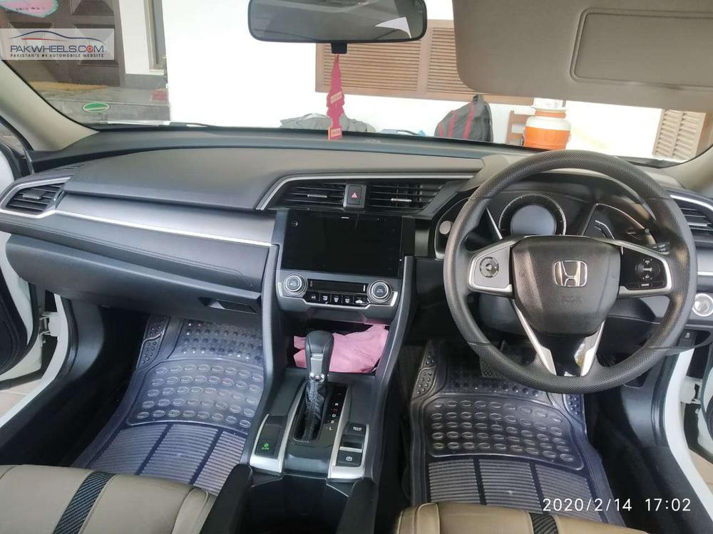Honda Civic 2018 for Sale in Lahore Honda Civic 2018 for Sale in Lahore Image-19