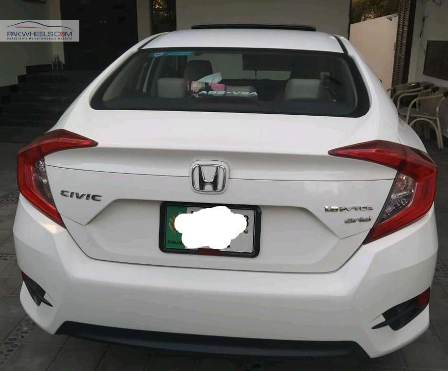 Honda Civic 2018 for Sale in Lahore Honda Civic 2018 for Sale in Lahore Image-24