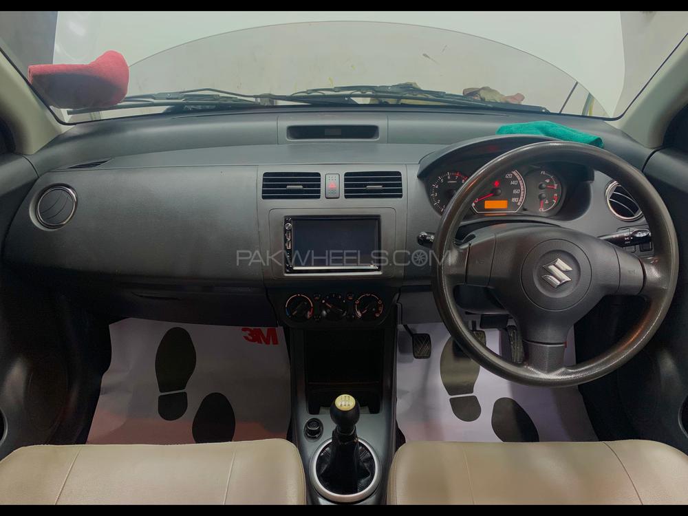 Suzuki Swift 2011 for Sale in Hyderabad Suzuki Swift 2011 for Sale in Hyderabad Image-11
