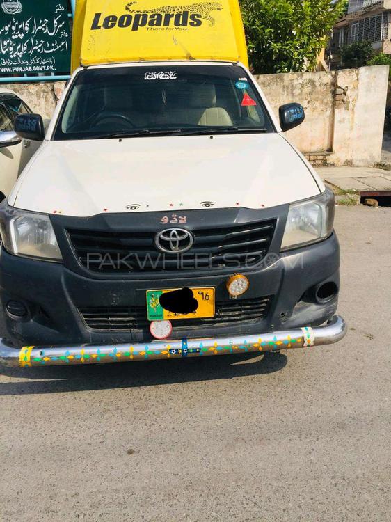 Toyota Hilux 2016 for Sale in Rawalpindi Image-1