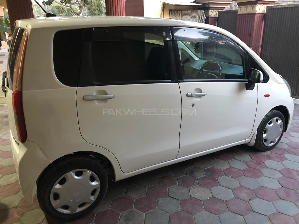 Daihatsu Move 2011 for Sale in Lahore Daihatsu Move 2011 for Sale in Lahore Image-2