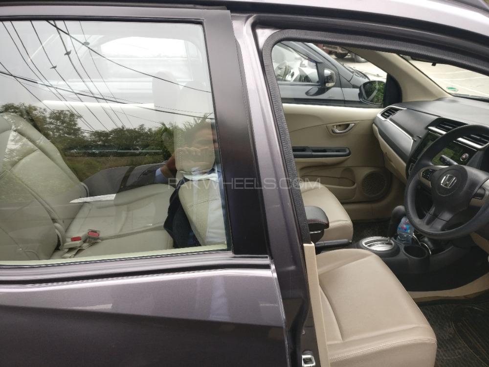 Honda BR-V 2017 for Sale in Lahore Honda BR-V 2017 for Sale in Lahore Image-3