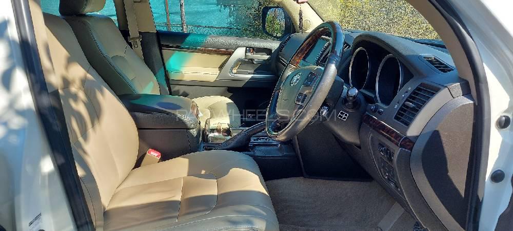 Toyota Land Cruiser 2011 for Sale in Islamabad Toyota Land Cruiser 2011 for Sale in Islamabad Image-12