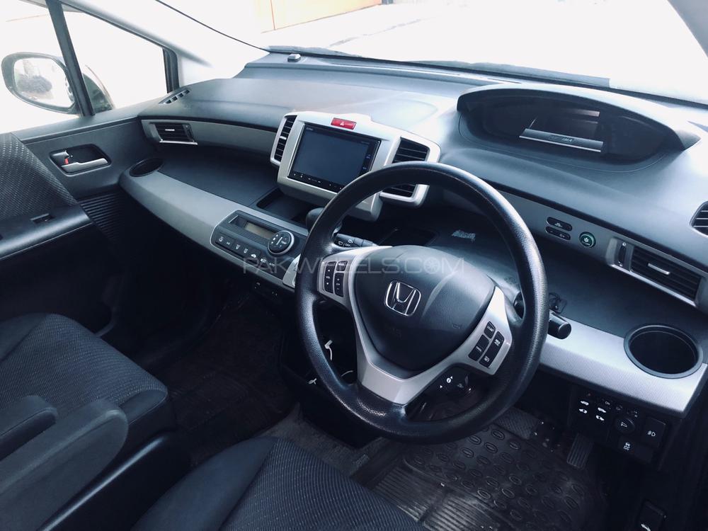 Honda Freed 2013 for Sale in Karachi Honda Freed 2013 for Sale in Karachi Image-6