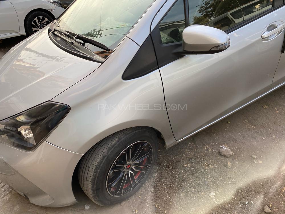 Toyota Vitz 2015 for Sale in Karachi Toyota Vitz 2015 for Sale in Karachi Image-9