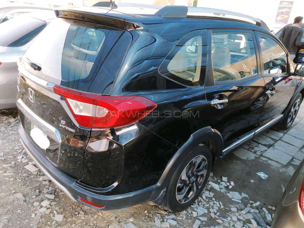Honda BR-V 2017 for Sale in Lahore Honda BR-V 2017 for Sale in Lahore Image-10