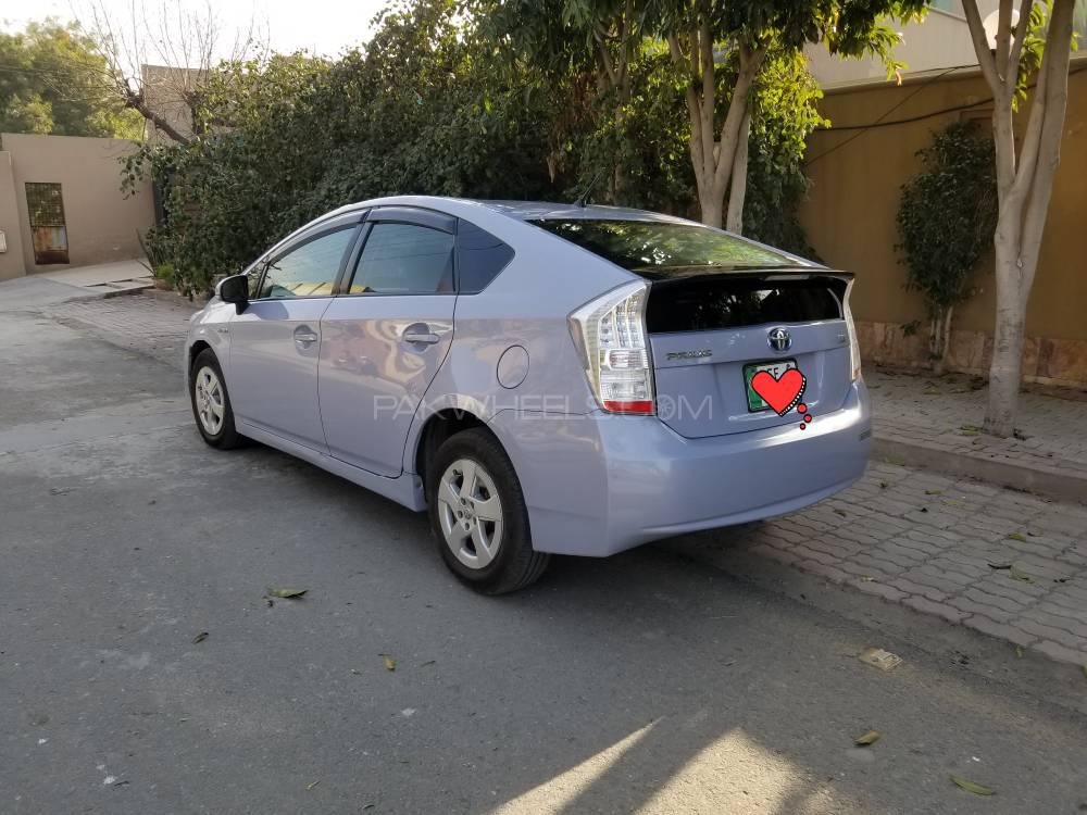 Toyota Prius 2010 for Sale in Faisalabad Toyota Prius 2010 for Sale in Faisalabad Image-2