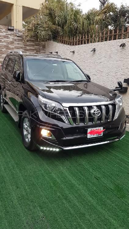 Toyota Prado 2010 for Sale in Islamabad Image-1