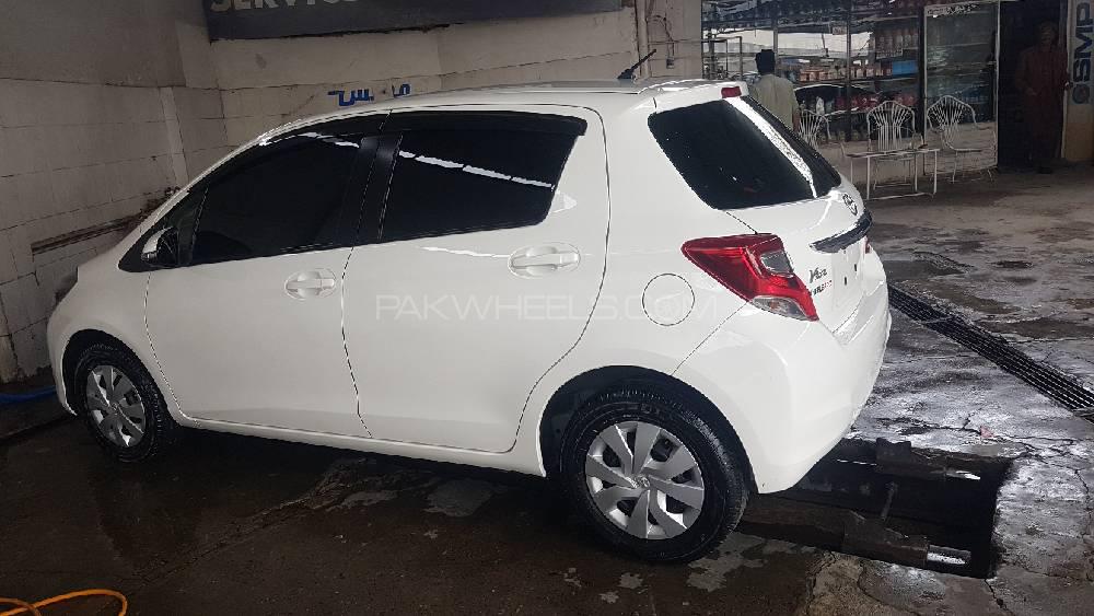 Toyota Vitz 2016 for Sale in Peshawar Toyota Vitz 2016 for Sale in Peshawar Image-3