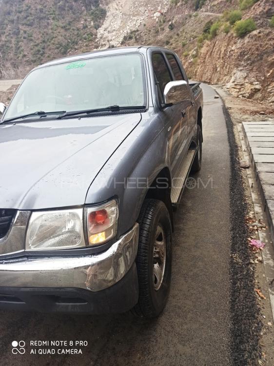 Toyota Hilux 2000 for Sale in Mansehra Toyota Hilux 2000 for Sale in Mansehra Image-4
