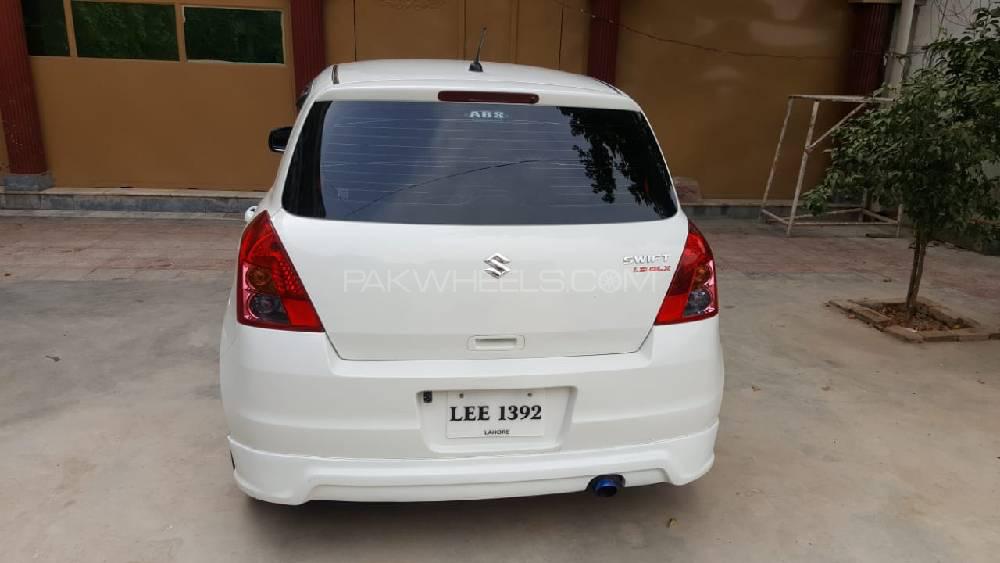 Suzuki Swift 2011 for Sale in Peshawar Suzuki Swift 2011 for Sale in Peshawar Image-4