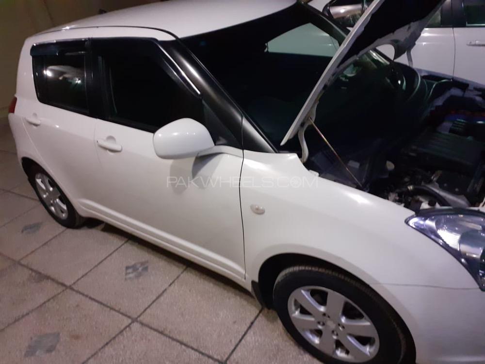 Suzuki Swift 2018 for Sale in Bahawalpur Suzuki Swift 2018 for Sale in Bahawalpur Image-5