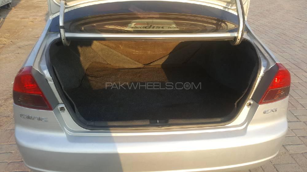 Honda Civic 2006 for Sale in Gujranwala Honda Civic 2006 for Sale in Gujranwala Image-17