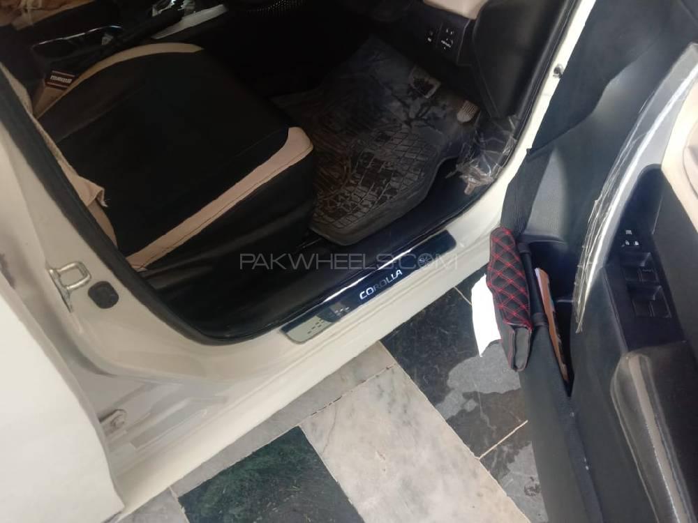 Toyota Corolla 2015 for Sale in Peshawar Toyota Corolla 2015 for Sale in Peshawar Image-8