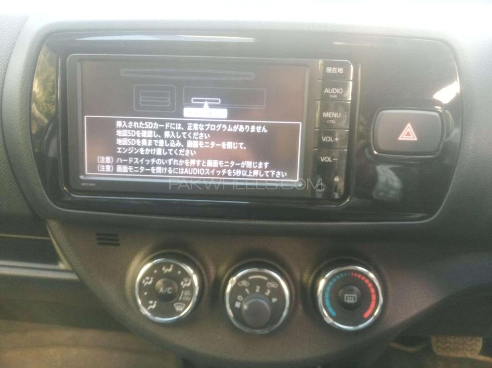 Toyota Vitz 2016 for Sale in Karachi Toyota Vitz 2016 for Sale in Karachi Image-5