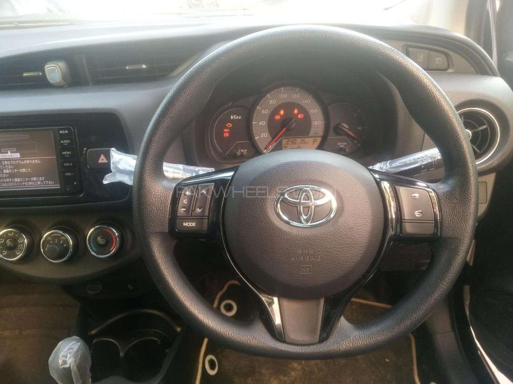 Toyota Vitz 2016 for Sale in Karachi Toyota Vitz 2016 for Sale in Karachi Image-11