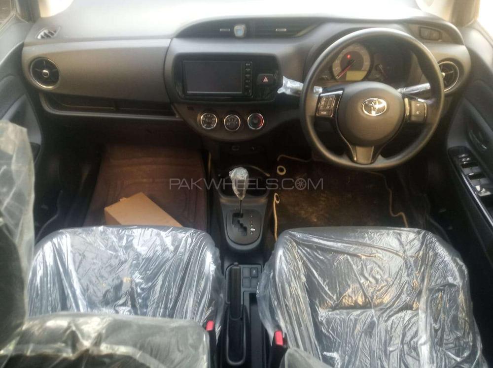 Toyota Vitz 2016 for Sale in Karachi Toyota Vitz 2016 for Sale in Karachi Image-13