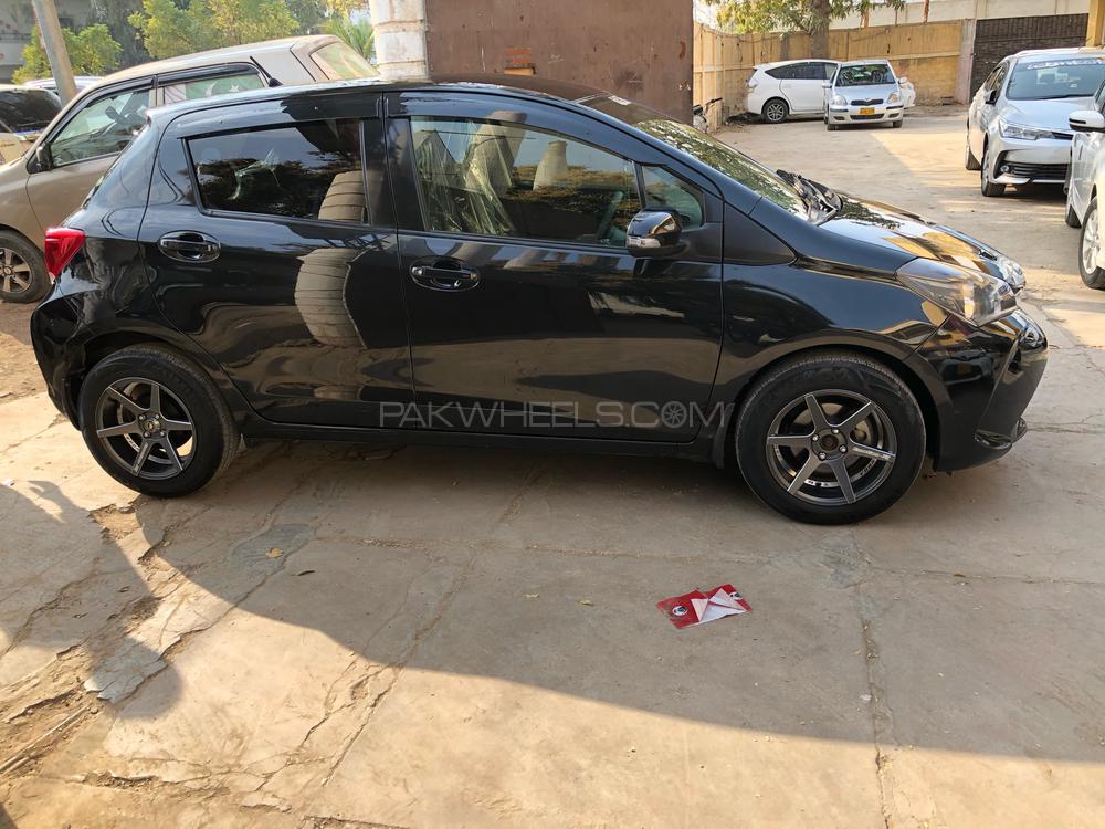 Toyota Vitz 2014 for Sale in Karachi Toyota Vitz 2014 for Sale in Karachi Image-9