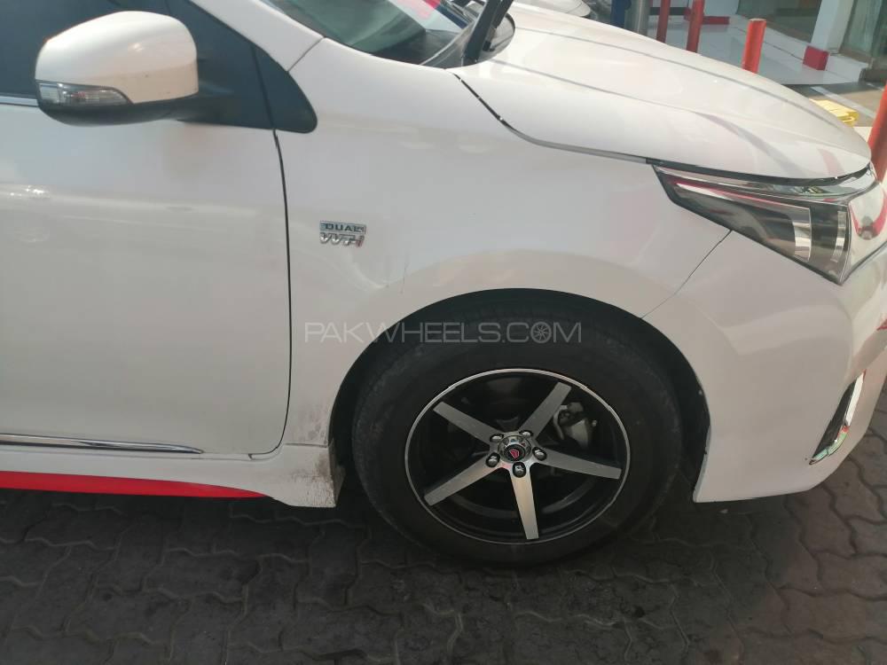 Toyota Corolla 2017 for Sale in Lahore Image-1